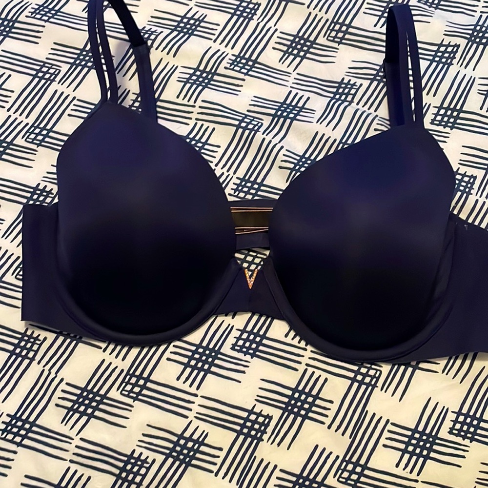 Victoria’s Secret Perfect Coverage bra